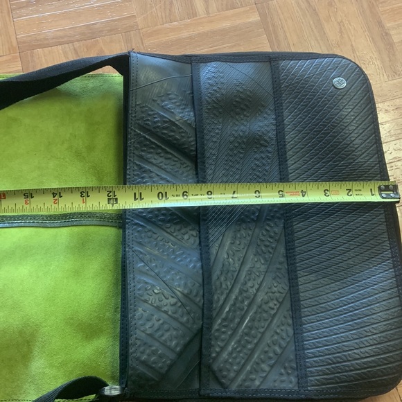 Messenger Bag notebook bag green part is leather - Picture 10 of 10